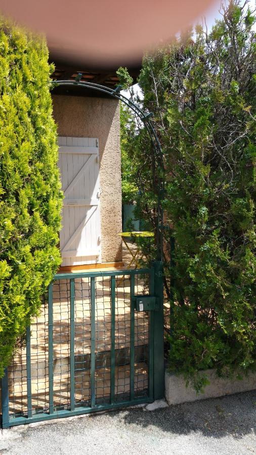 דירות בנדול Mas De L Ile Rousse מראה חיצוני תמונה